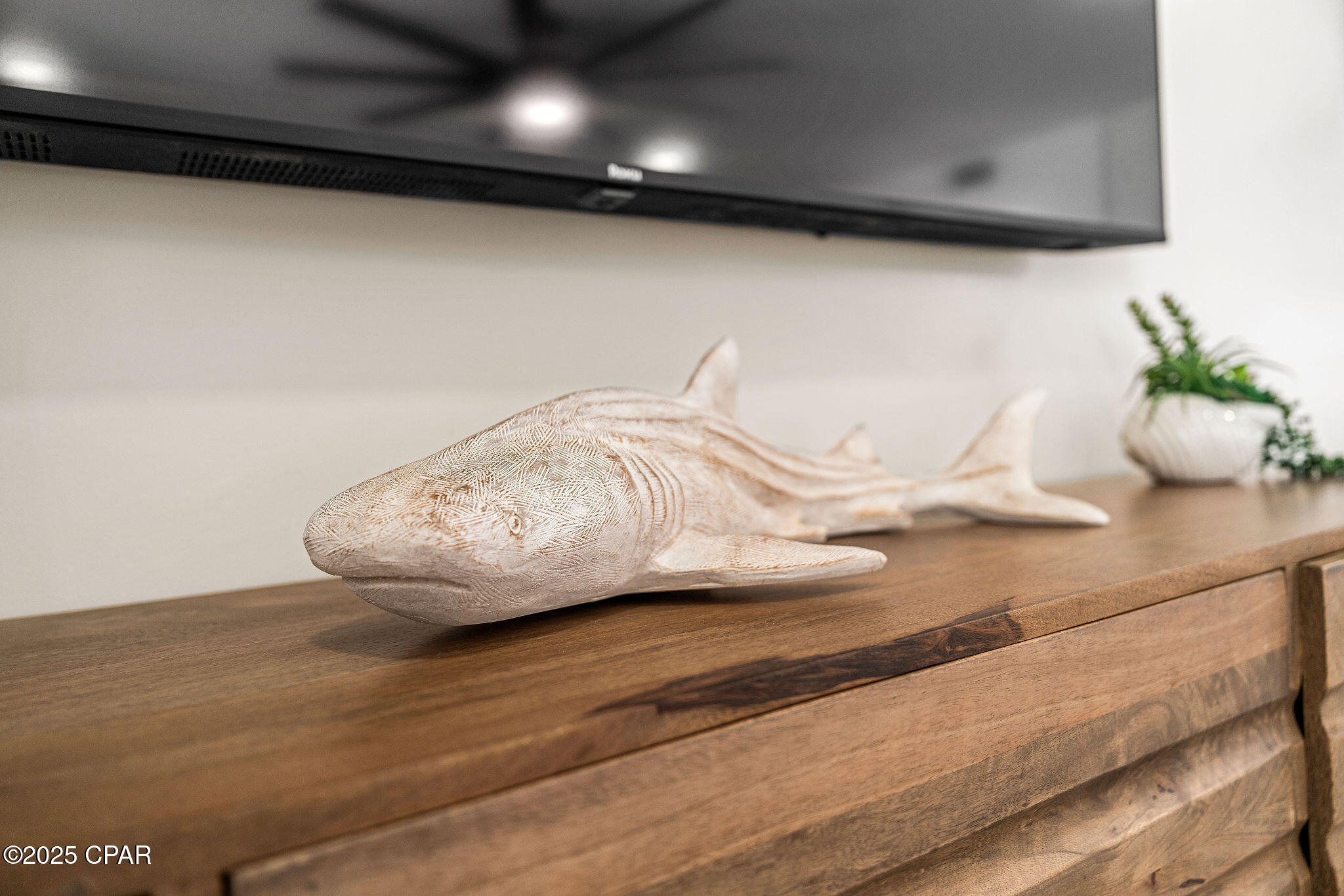 Image 10 For 8743 Thomas Drive 422