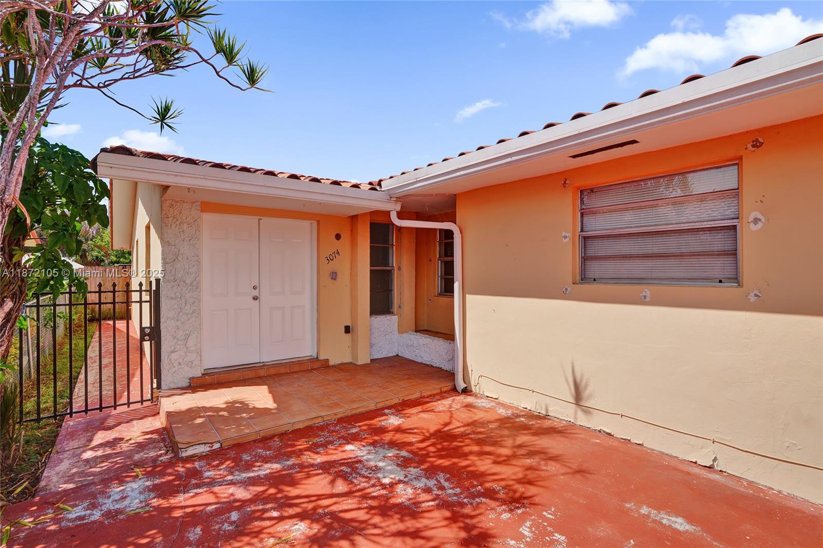 Property photo # 0