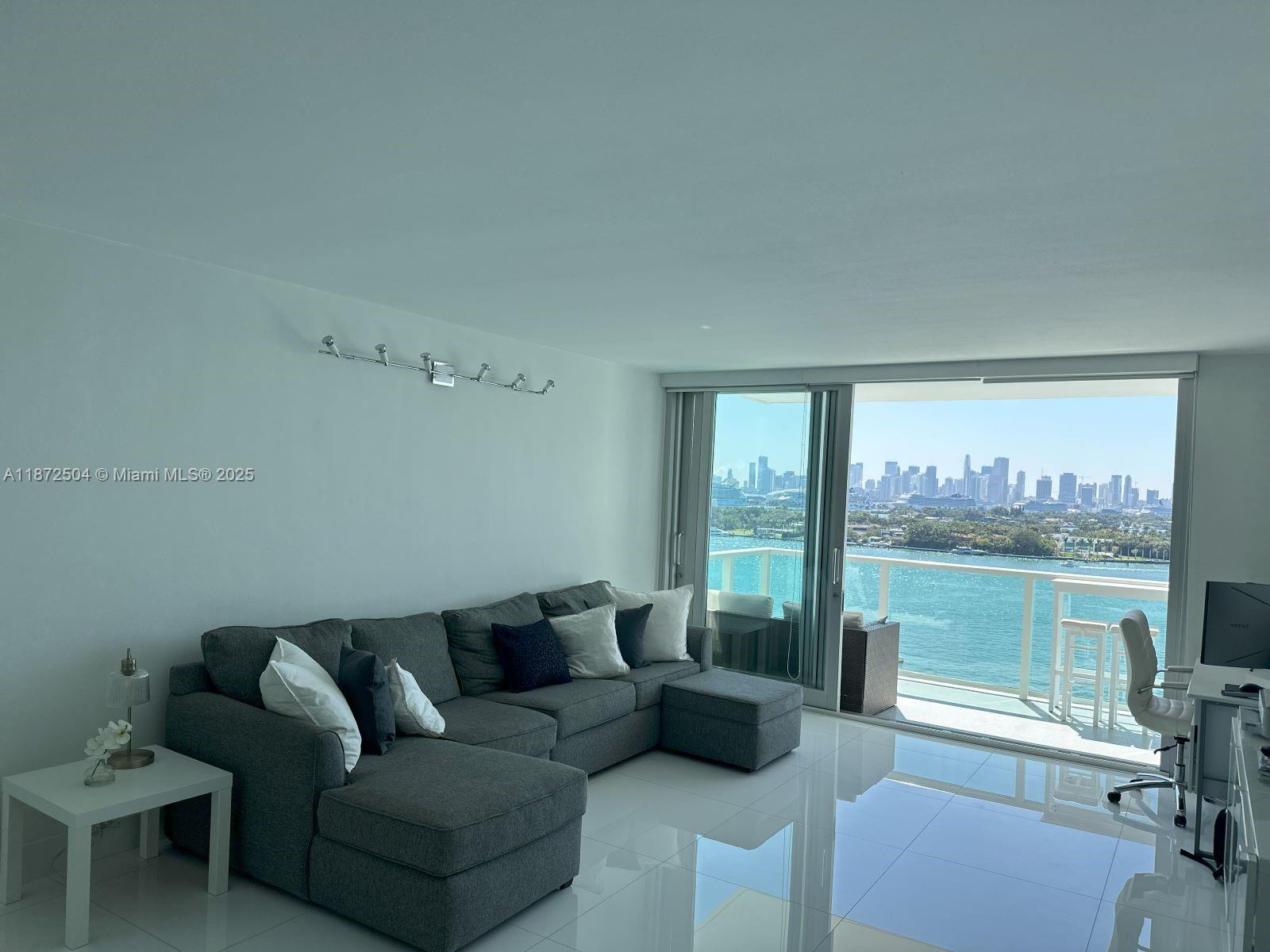 Property photo # 6