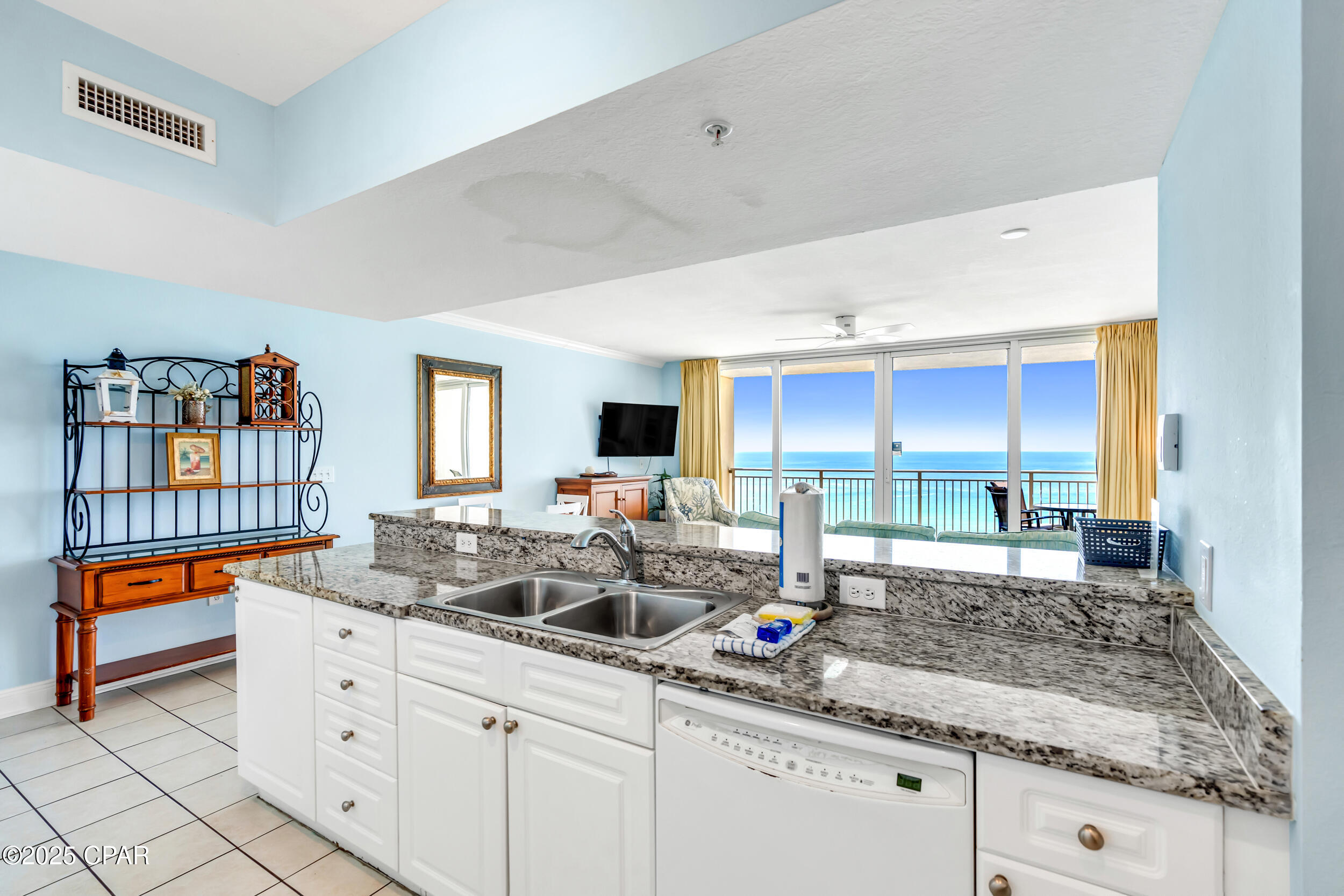 Image 19 For 14701 Front Beach Road 1127