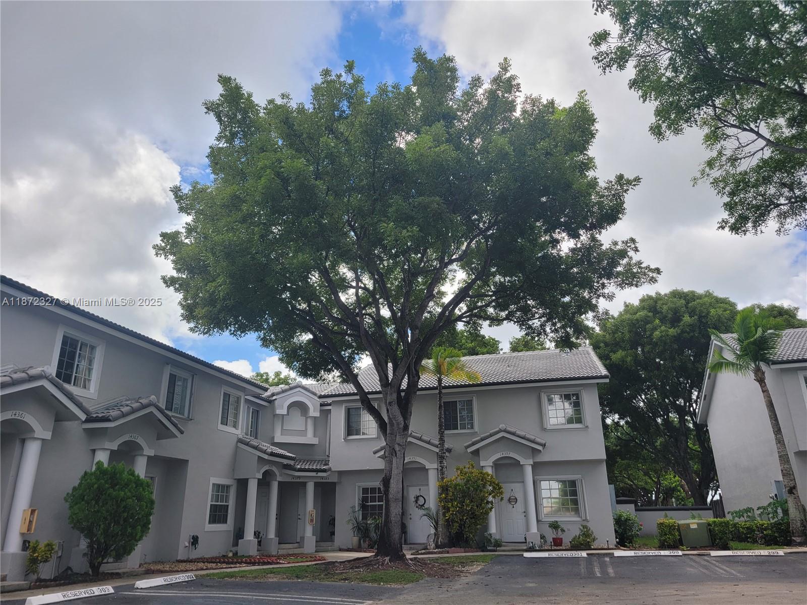 Property photo # 0