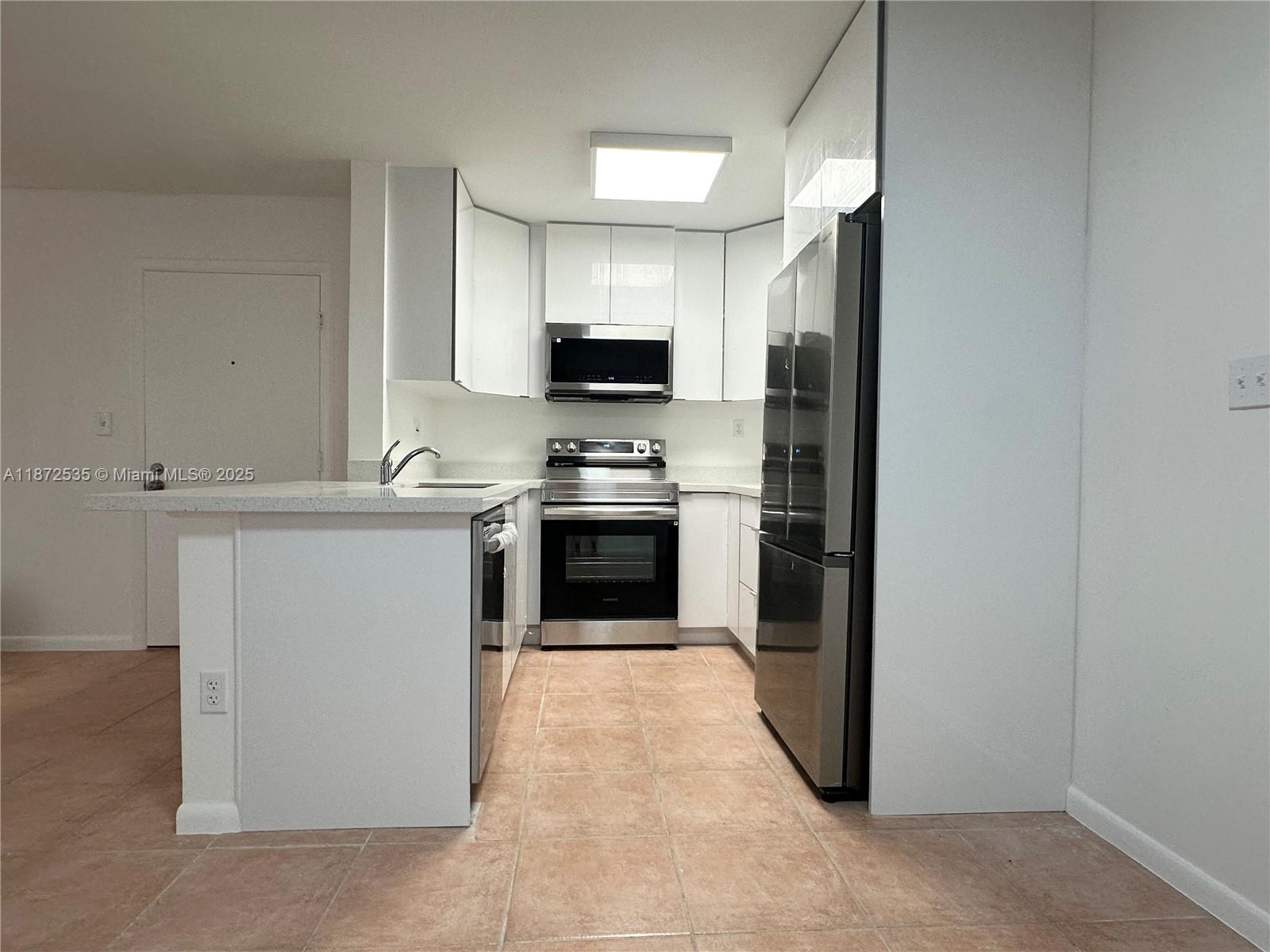 Property photo # 9