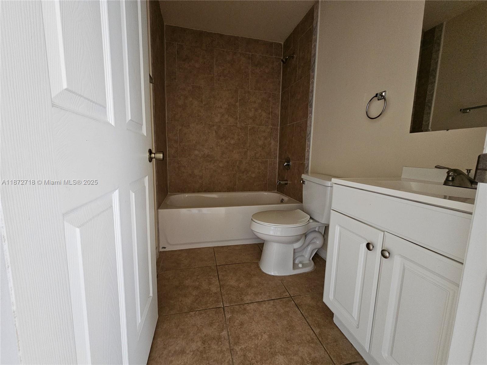 Property photo # 6
