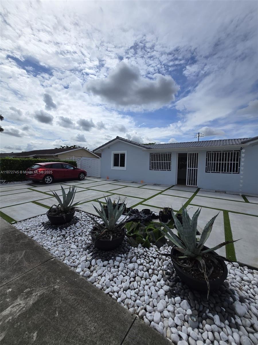 Property photo # 0