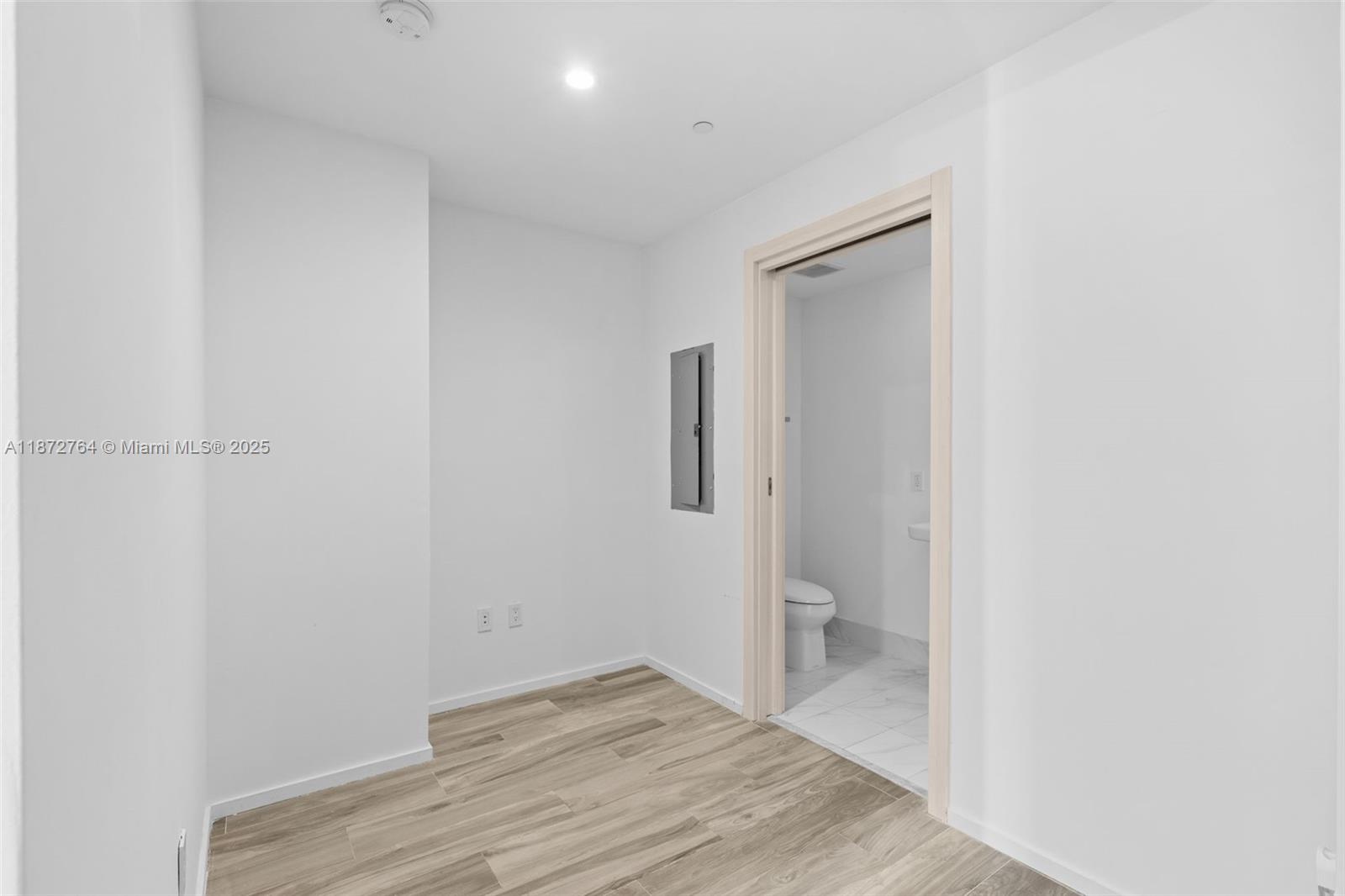 Property photo # 7