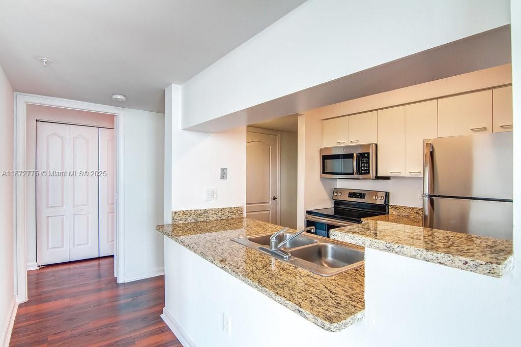 Property photo # 2