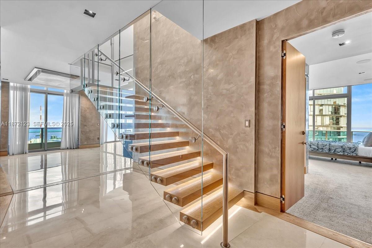 200 Biscayne Boulevard Way Unit P H 5401, Miami, Florida 33131