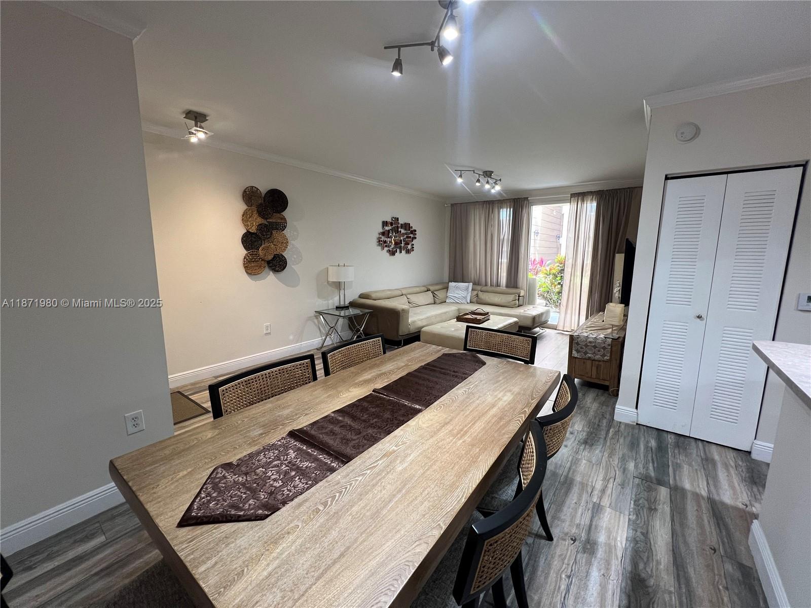 Property photo # 8