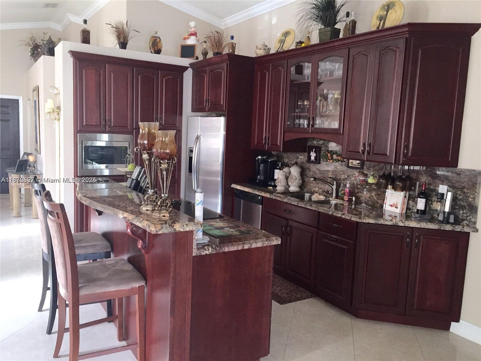 Property photo # 0