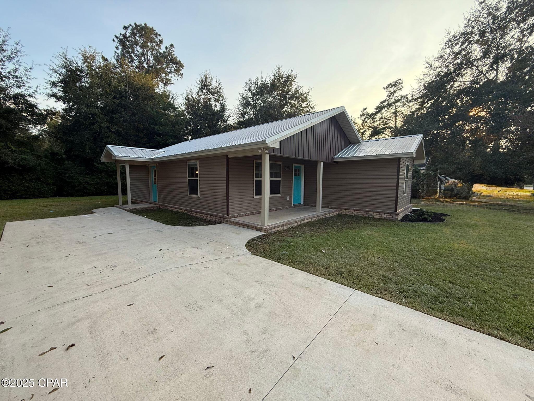 Image 2 For 1275 Morris Avenue