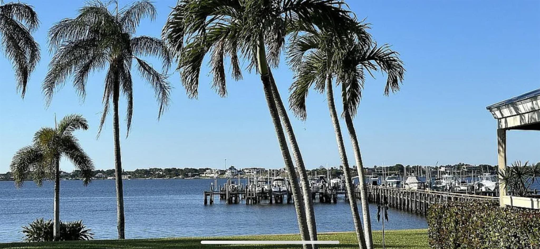 Four Winds On The River C