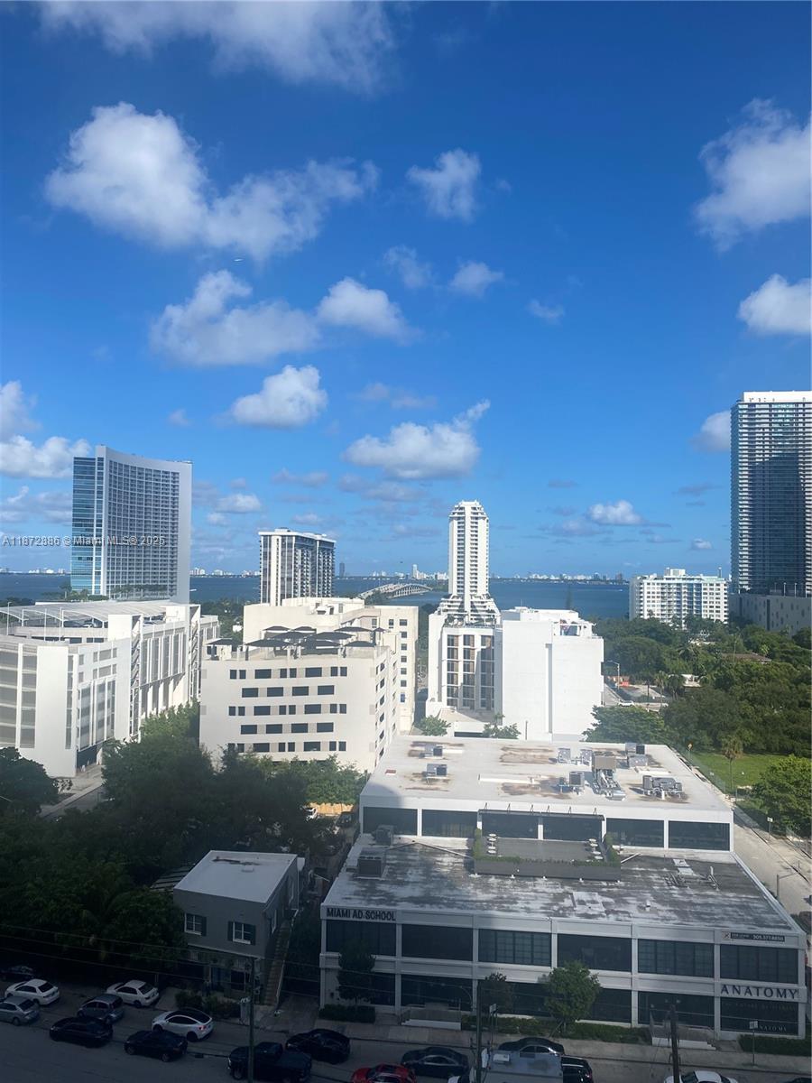 121 NE 34th St #1007, Miami FL 33137