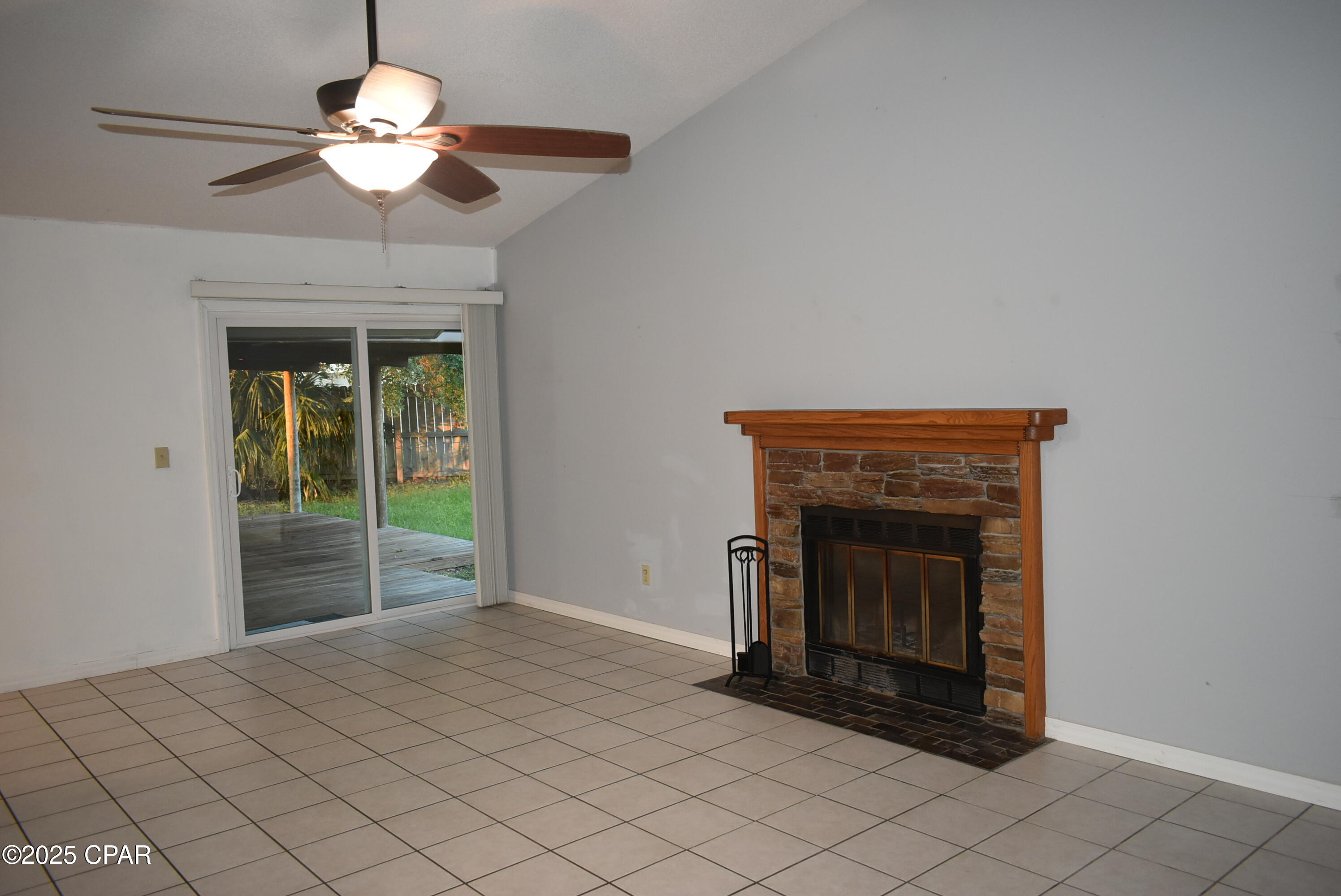 Image 2 For 4043 Woodville Lane