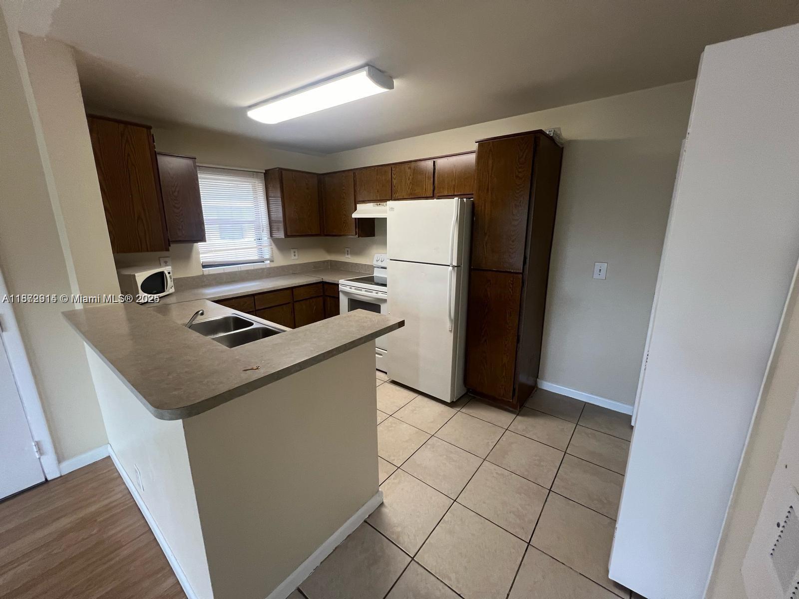 Property photo # 2