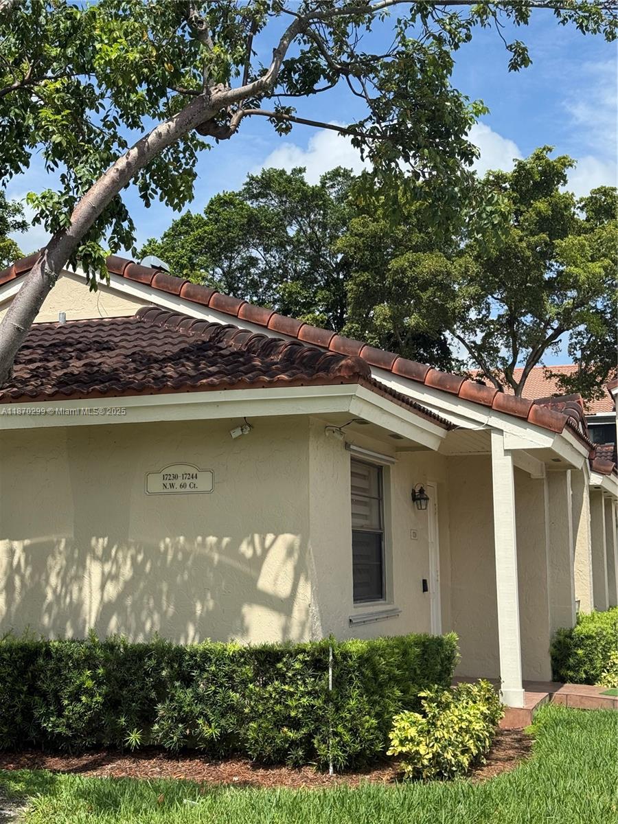 Property photo # 1