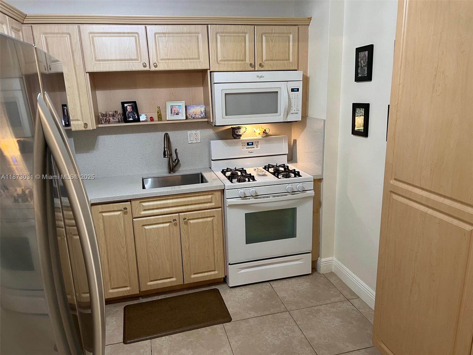 Property photo # 8