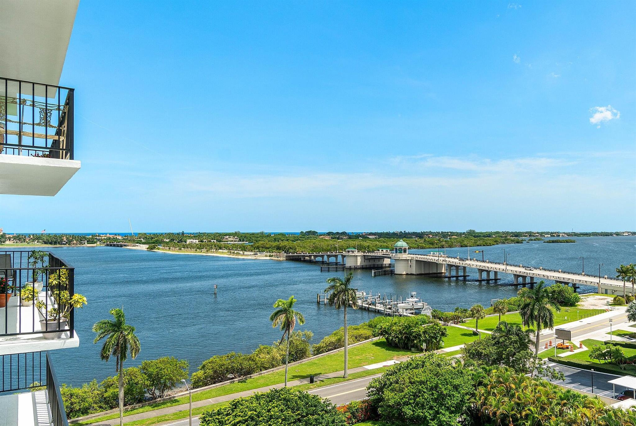 3800 Washington Road Unit 904, West Palm Beach, Florida 33405