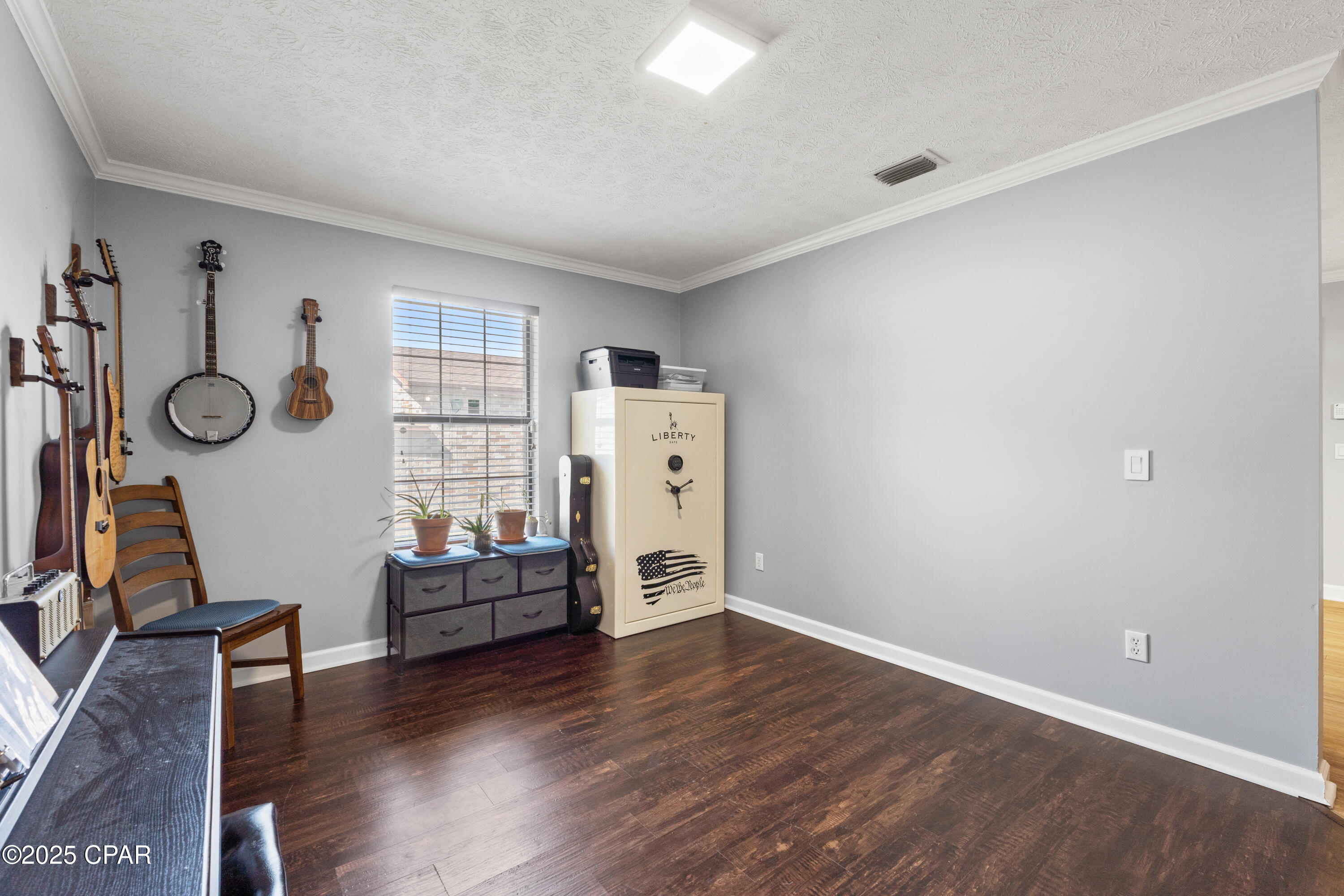 Image 11 For 1325 Fairland Avenue