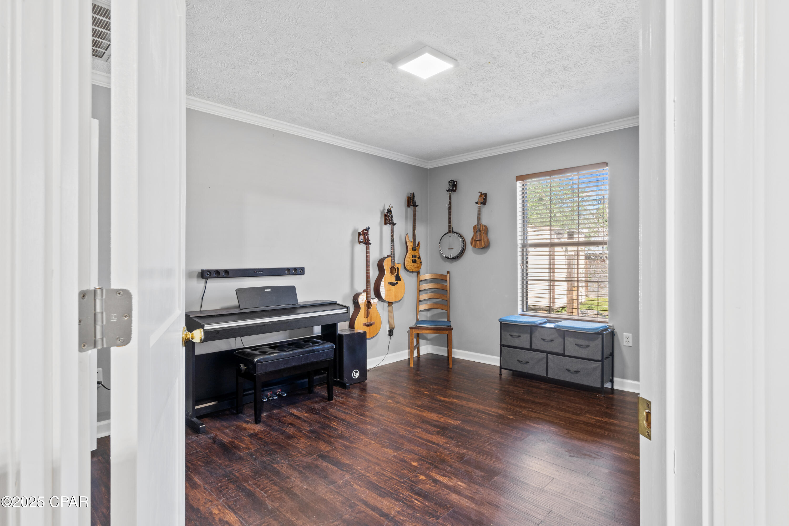 Image 11 For 1325 Fairland Avenue