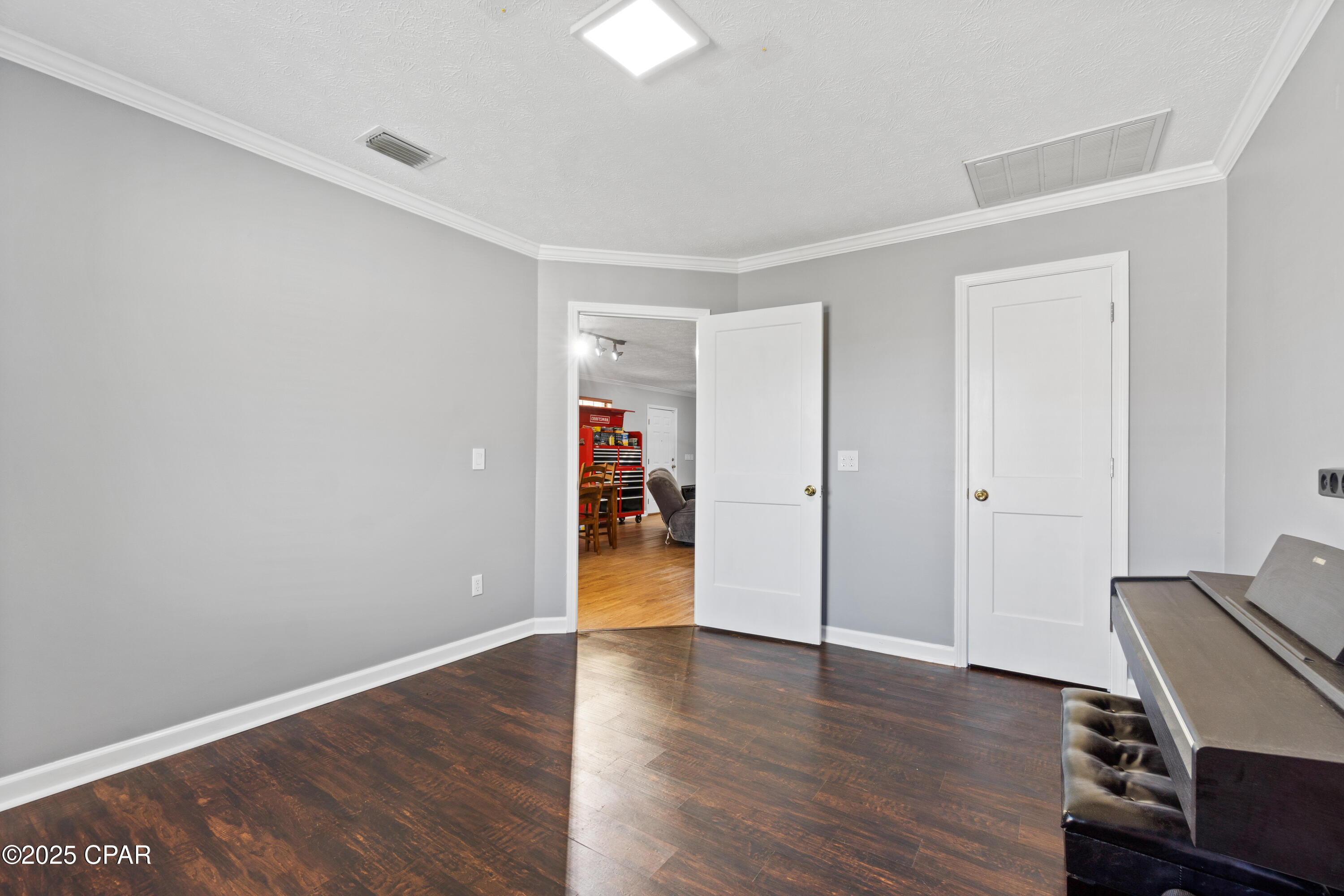 Image 13 For 1325 Fairland Avenue