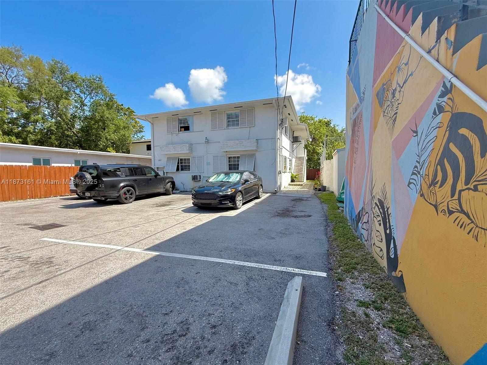 Property photo # 0