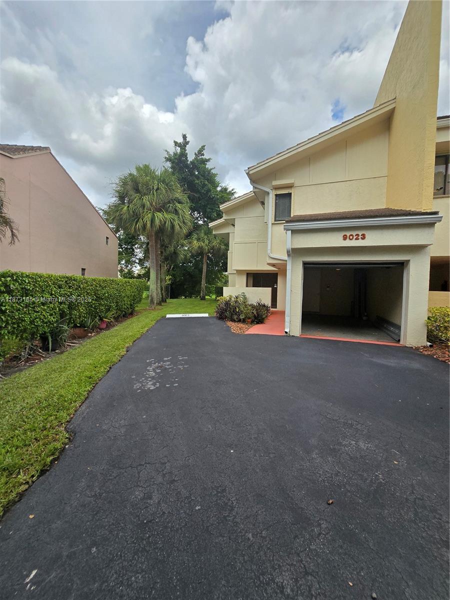 Property photo # 0