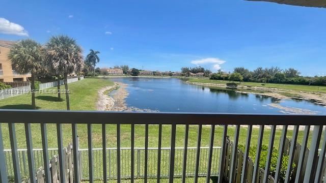 Villas At Lakeview Condo