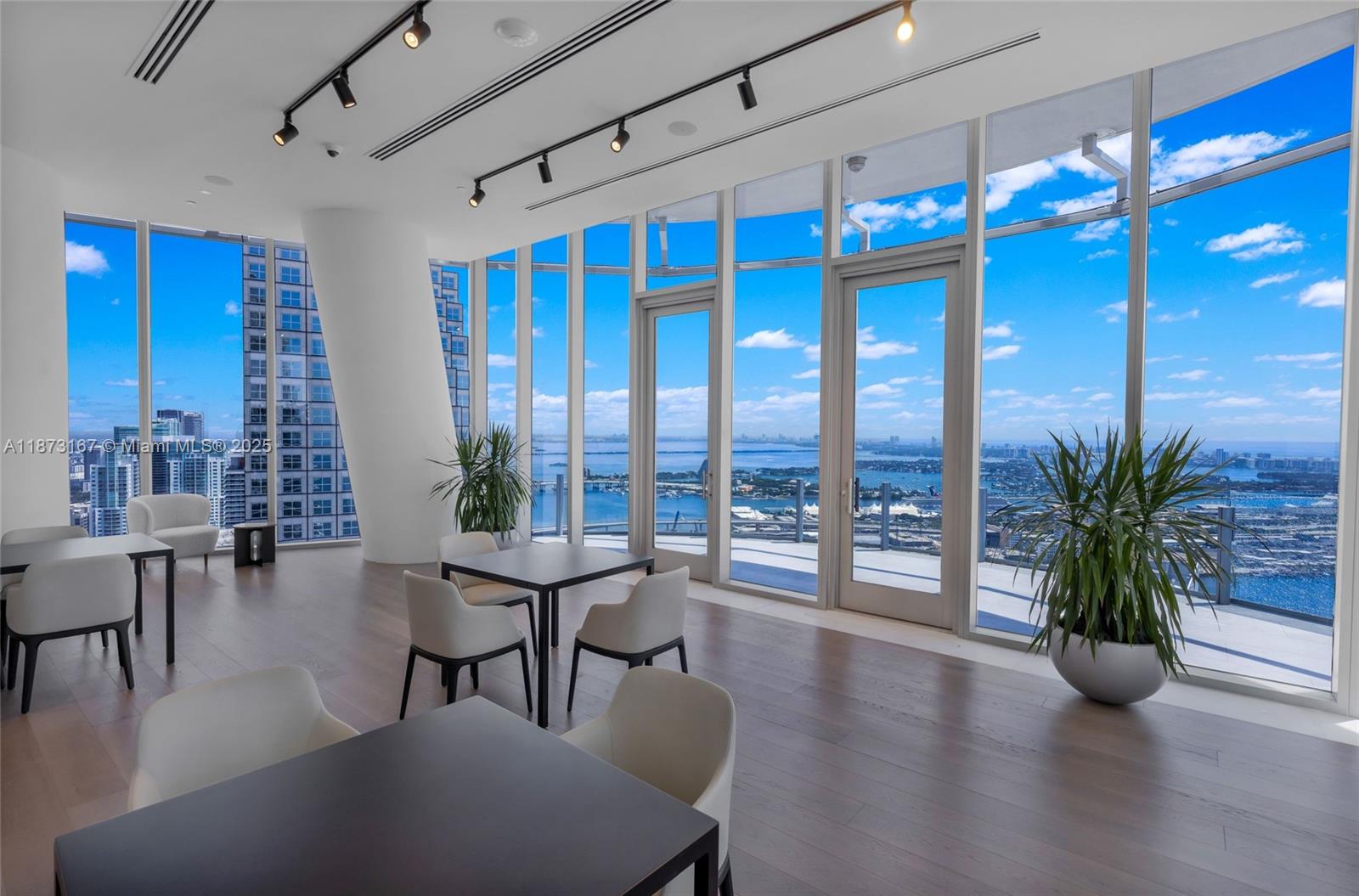 Property photo # 9