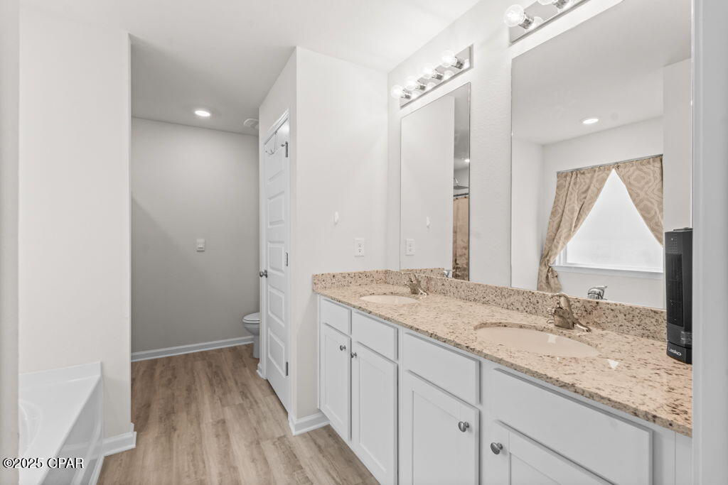 0krfjh77rwyto_oiz4g1qhq2ep1d Fi Bpwoxute 4q