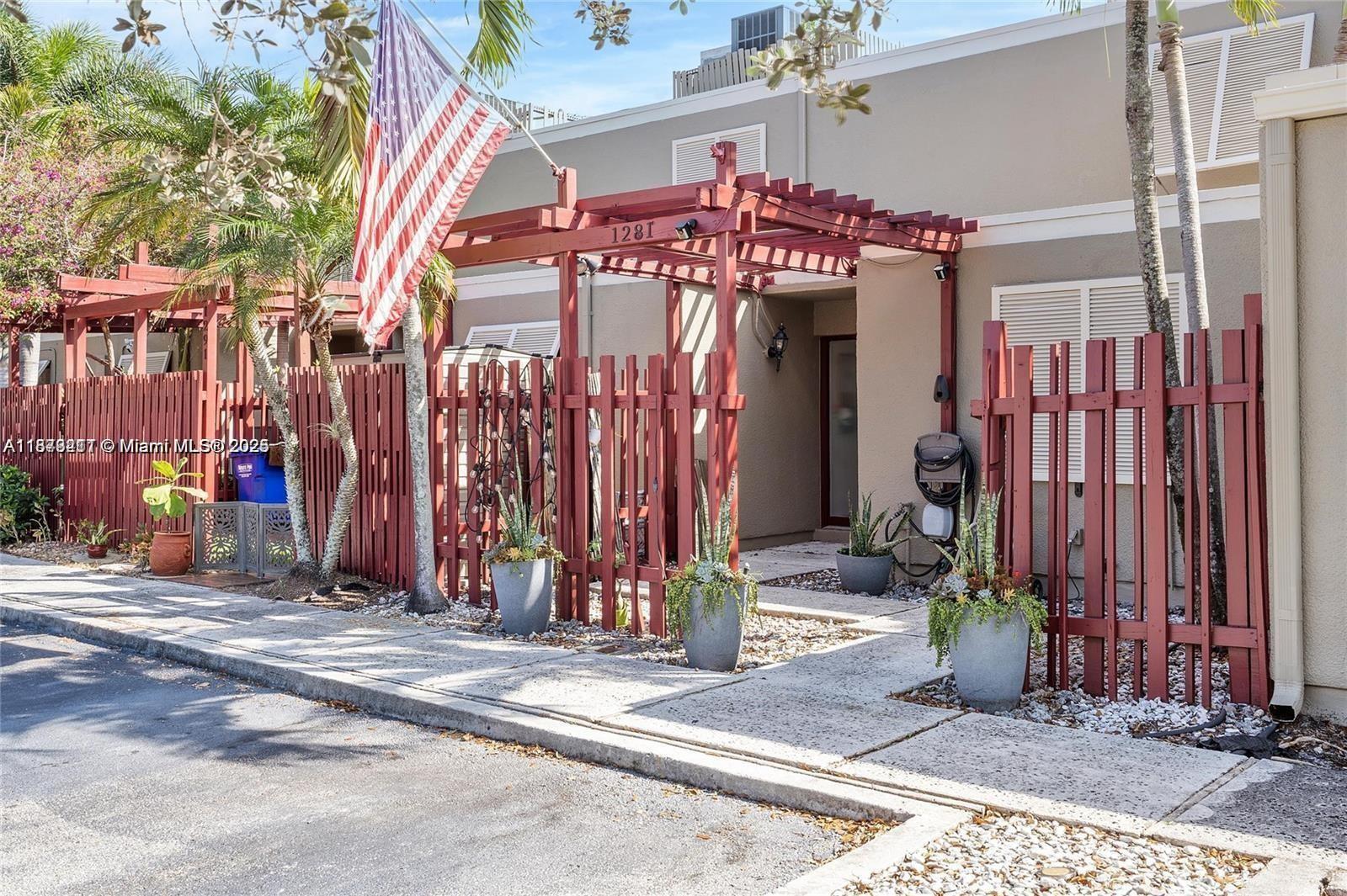 Property photo # 9