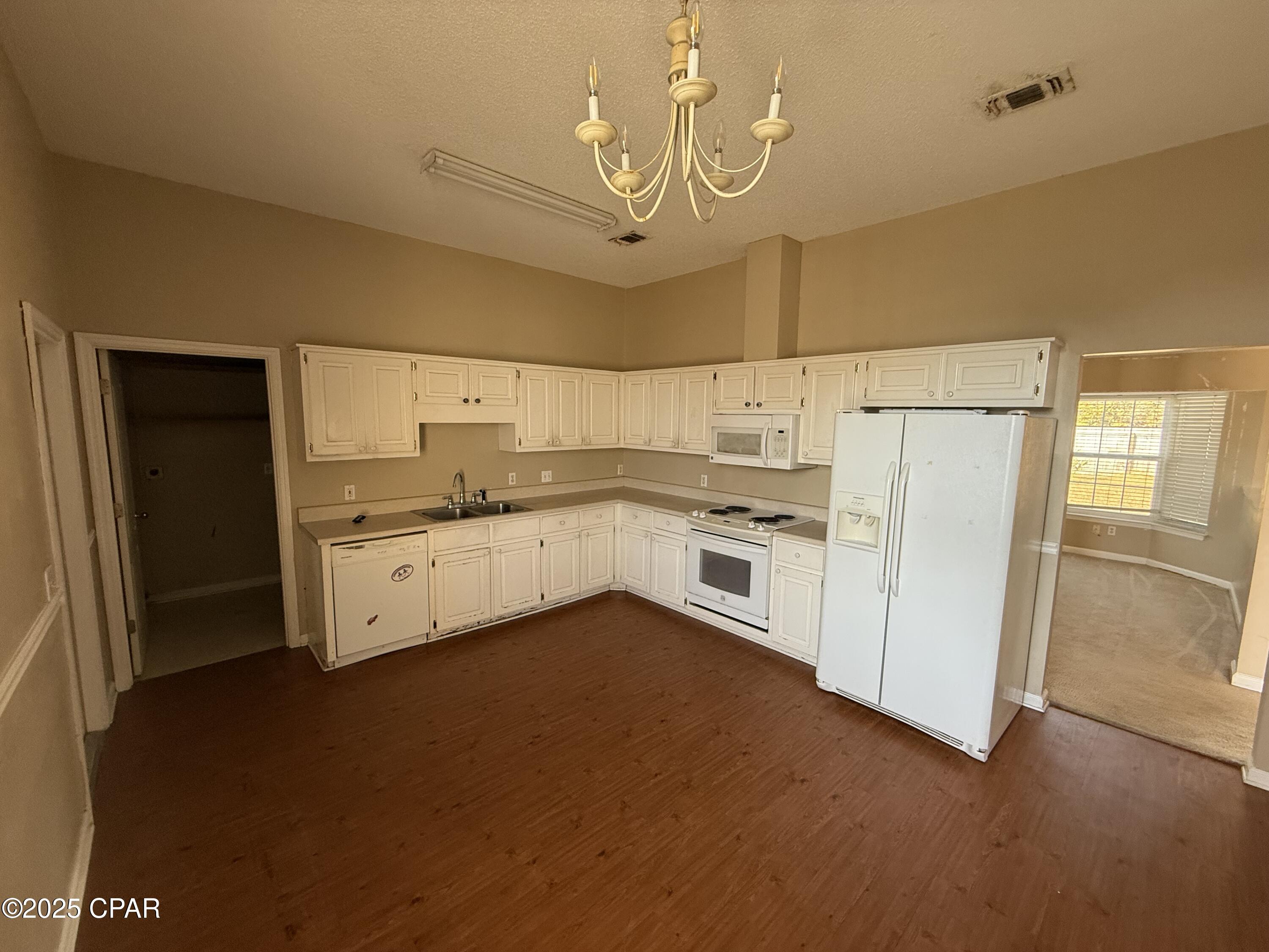 Xji2p31cevc8b0xekpdba4ysxrnbdr917gpeeio79iq