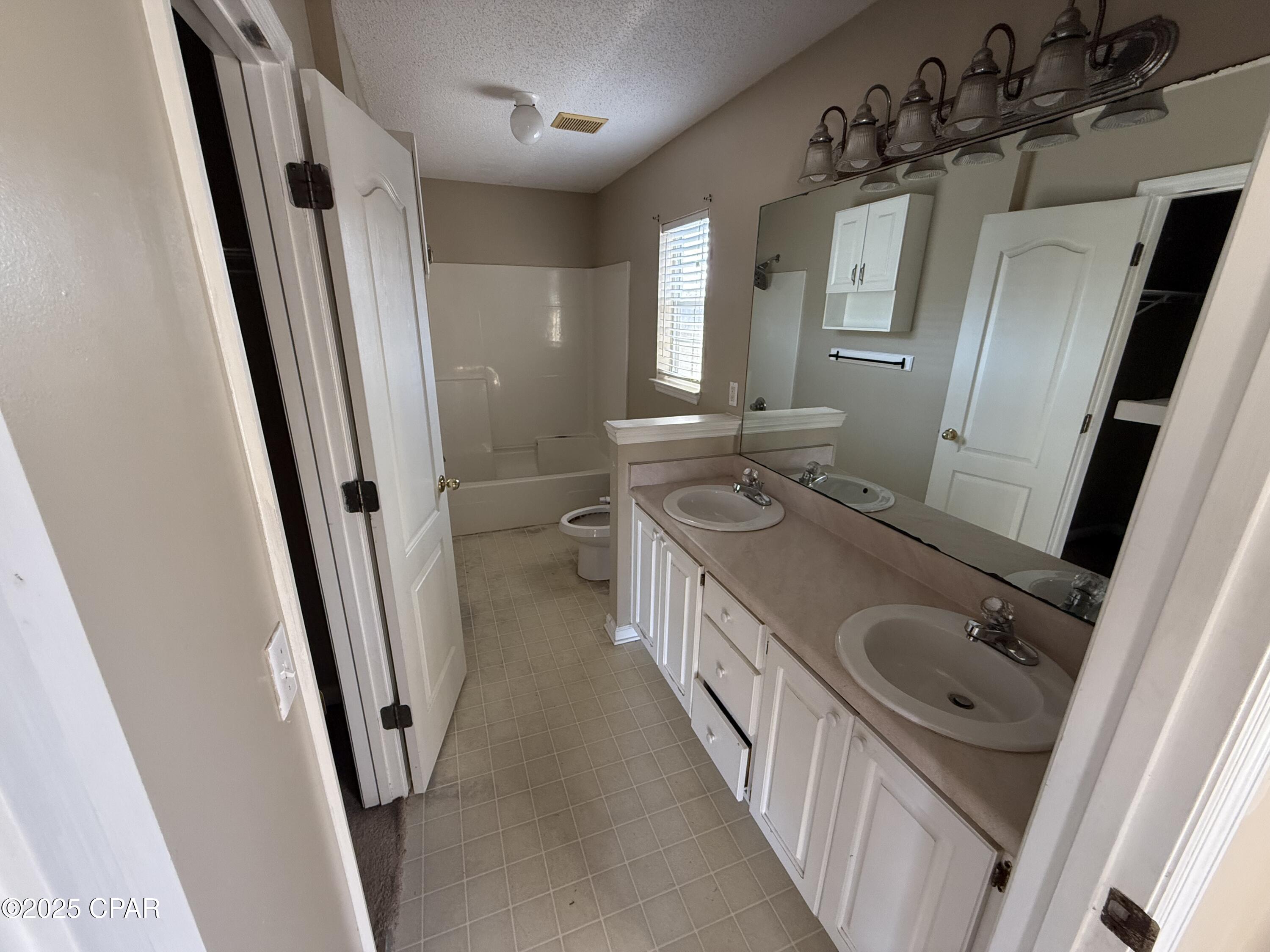 Yakqqm0 Hfm4bmy8eerngnfzweevwignxp1_8rugqcq