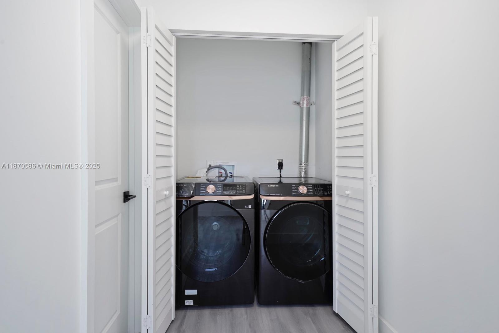 Property photo # 4