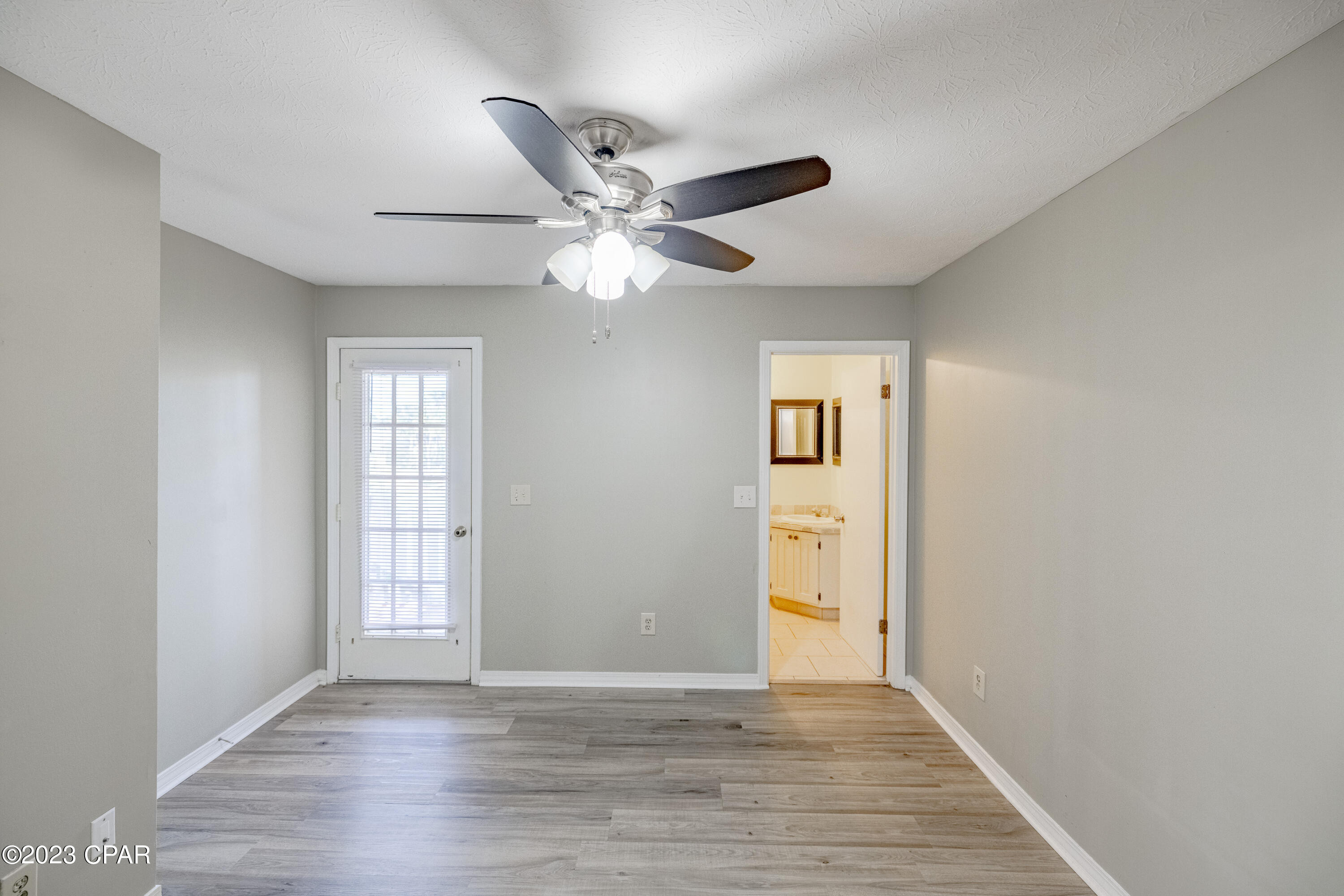 V6inhhzdzjpuwtvvtguflkksfk0t 5bk5n8s_figdye