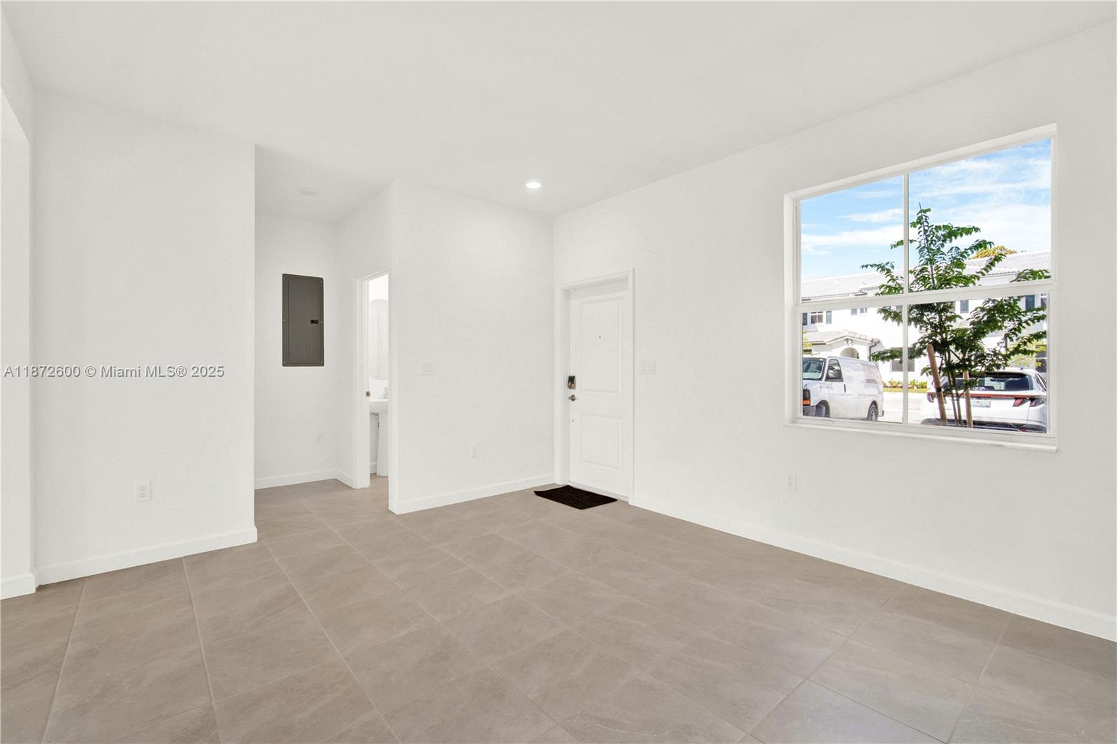 Property photo # 2