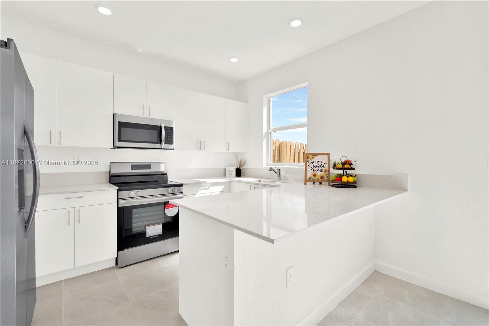 Property photo # 8
