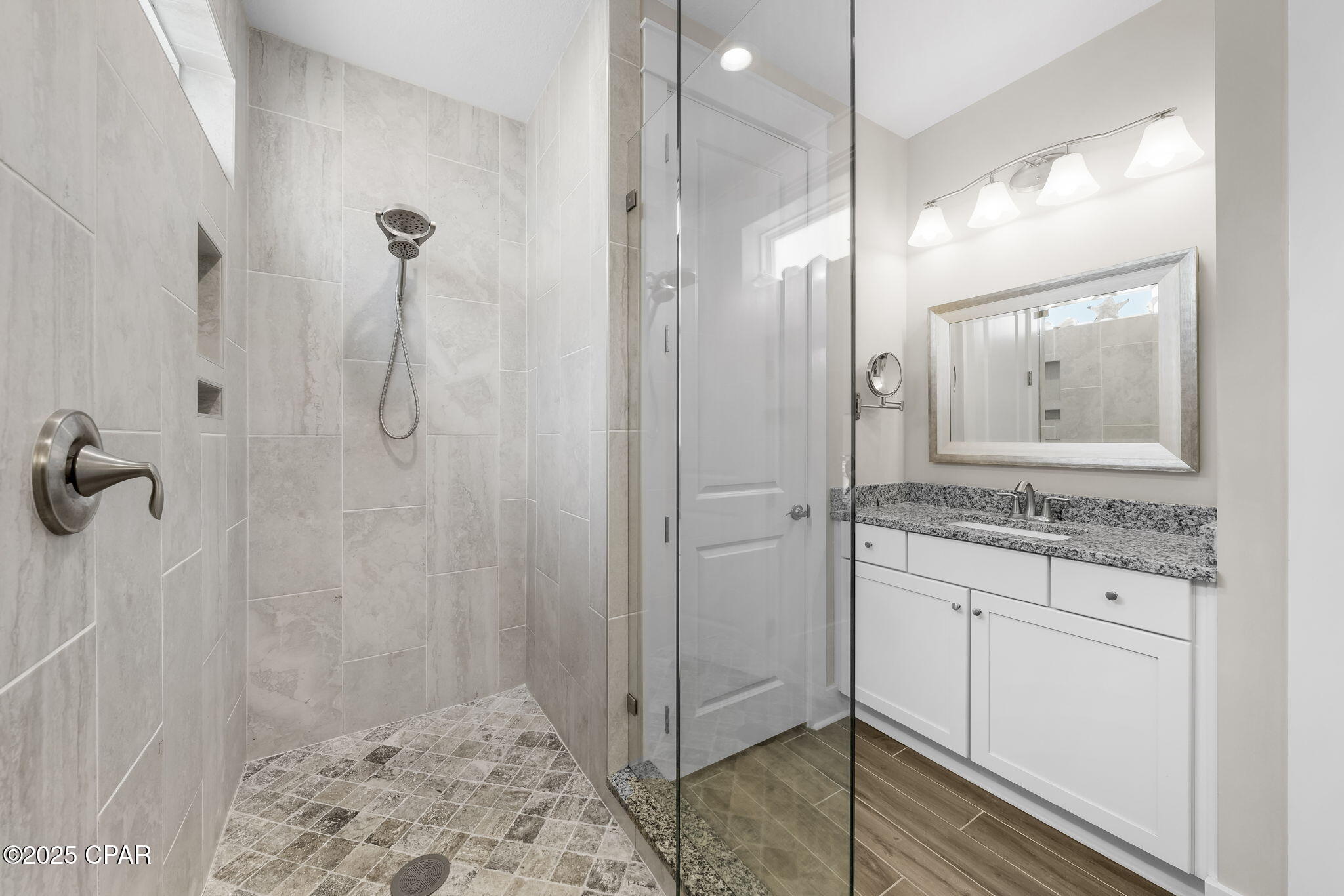 Szqfzkmvnuoudiseuncn_dtiu0qq_upsmbsiwrdazqu