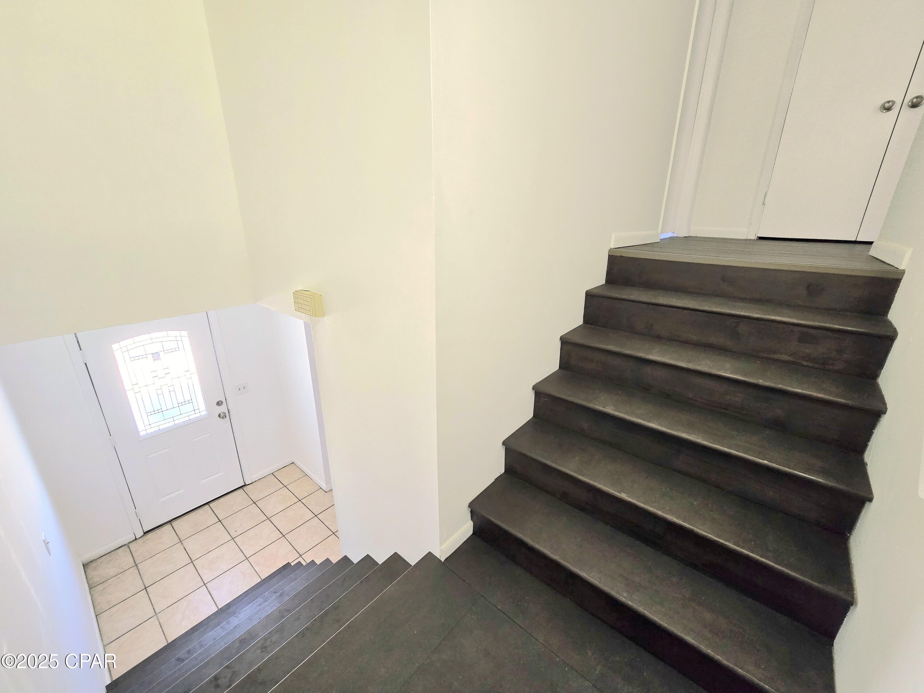 Esh1xfkumf_kwuyfjmsfng1kwu_ivhygaf3xwoc0fxq