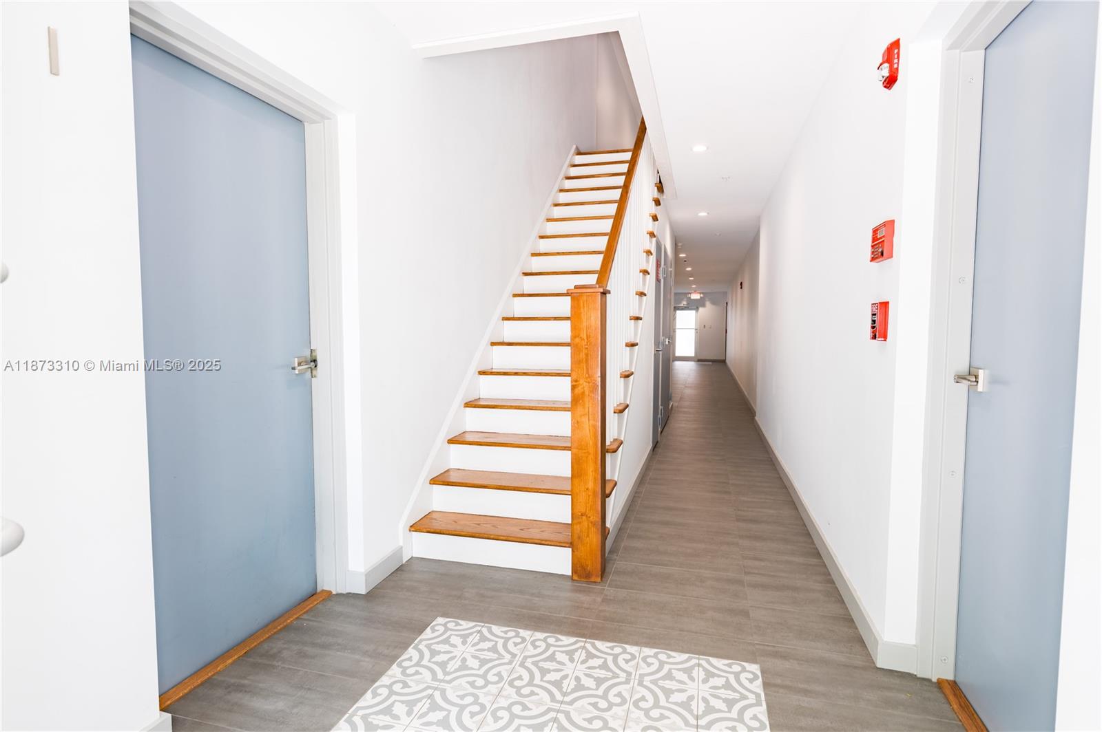 Property photo # 0