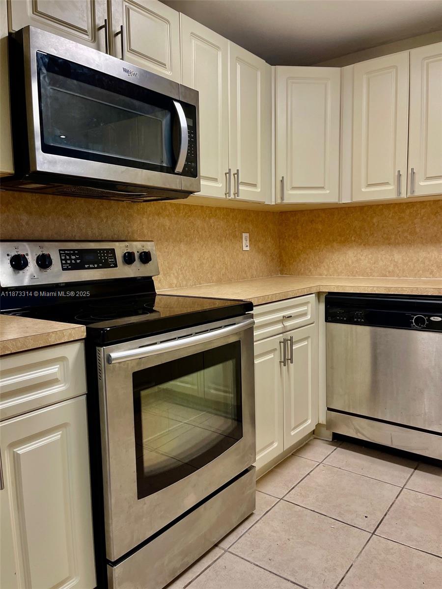 Property photo # 8