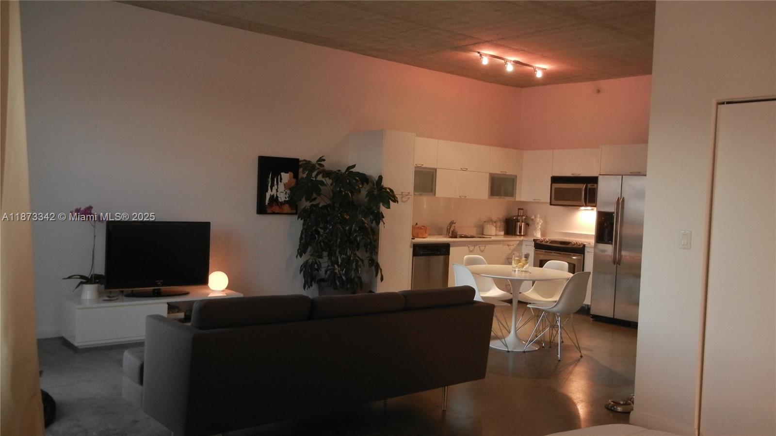 Property photo # 7