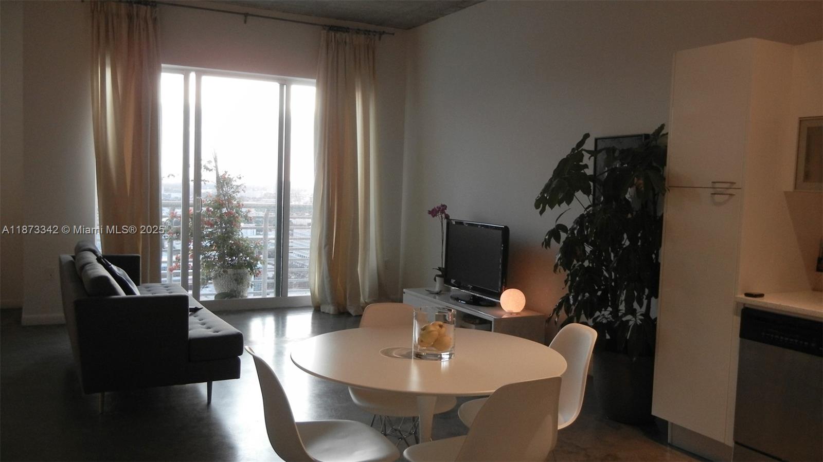 Property photo # 2