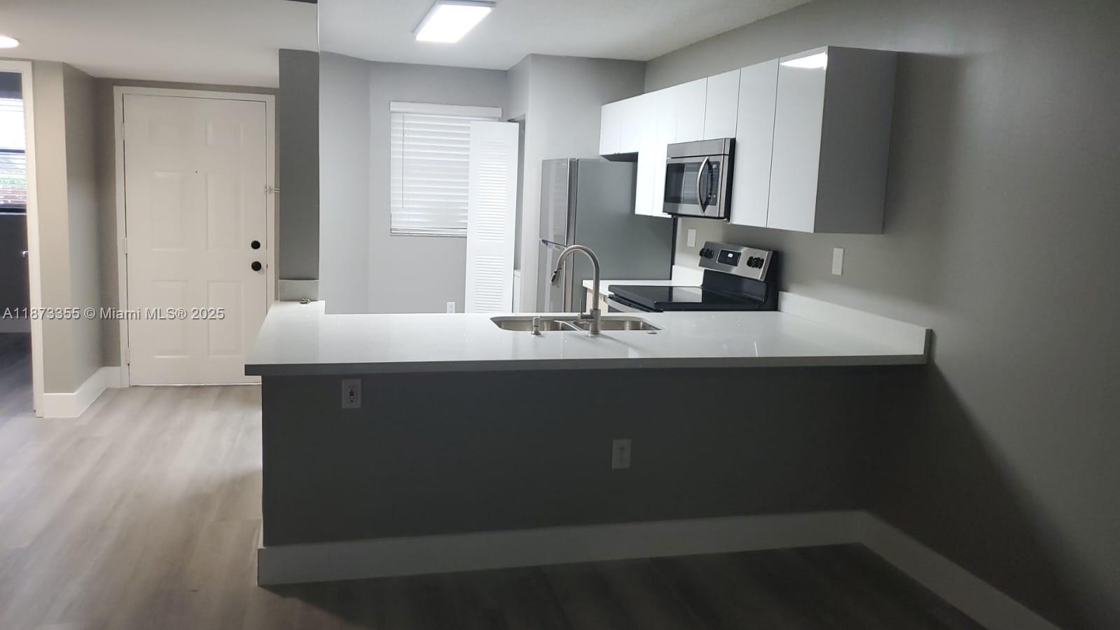 Property photo # 4