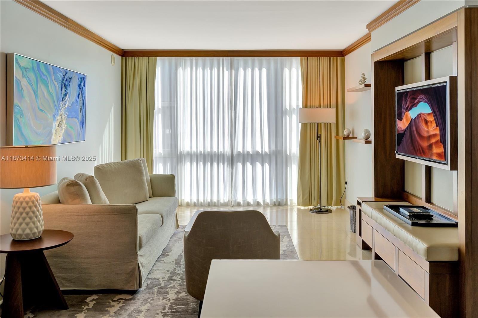 6801 Collins Ave #806, Miami Beach FL 33141