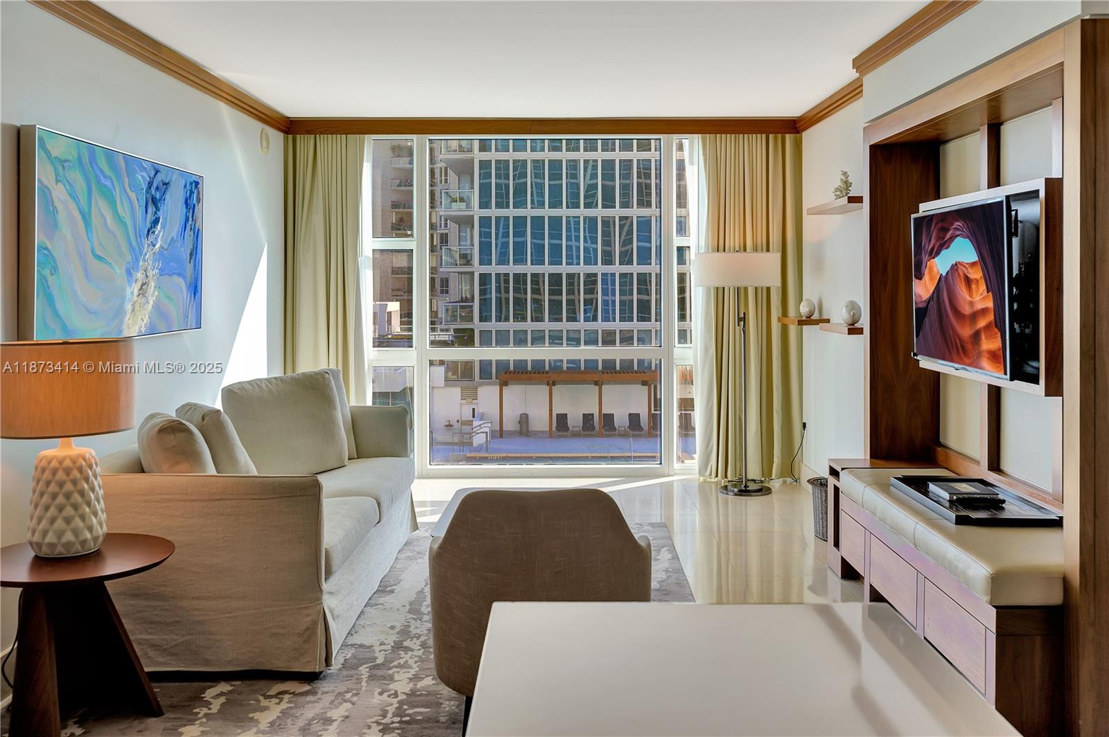 6801 Collins Ave #806, Miami Beach FL 33141