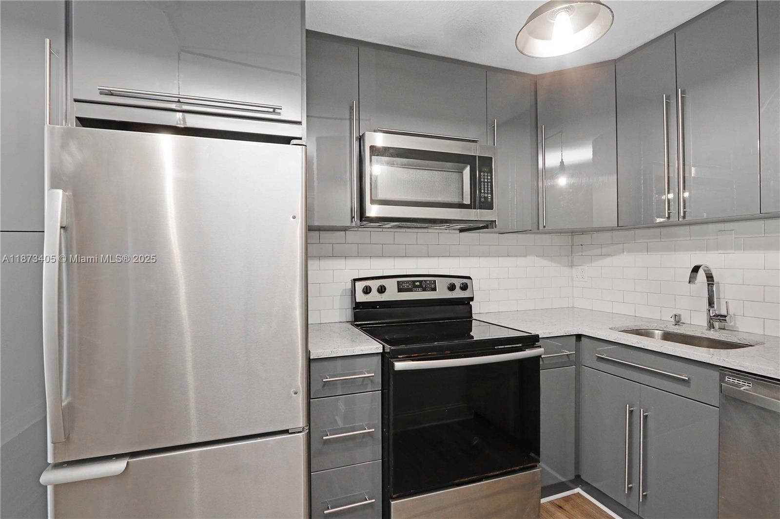 Property photo # 0