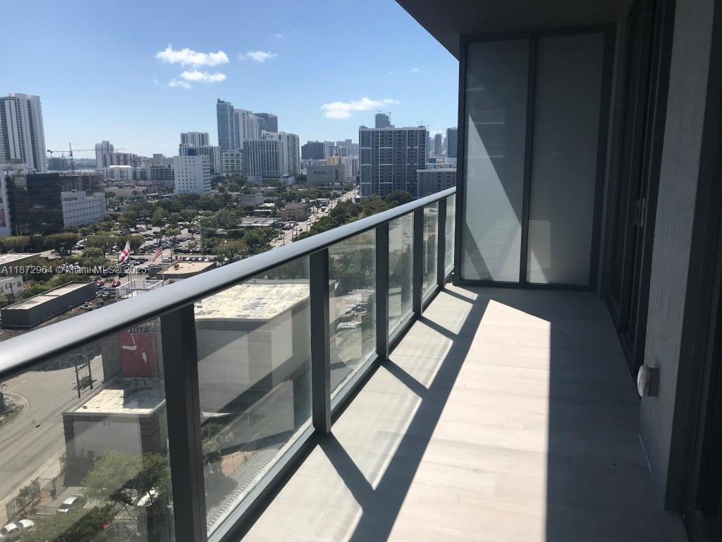 121 NE 34th St #1406, Miami FL 33137