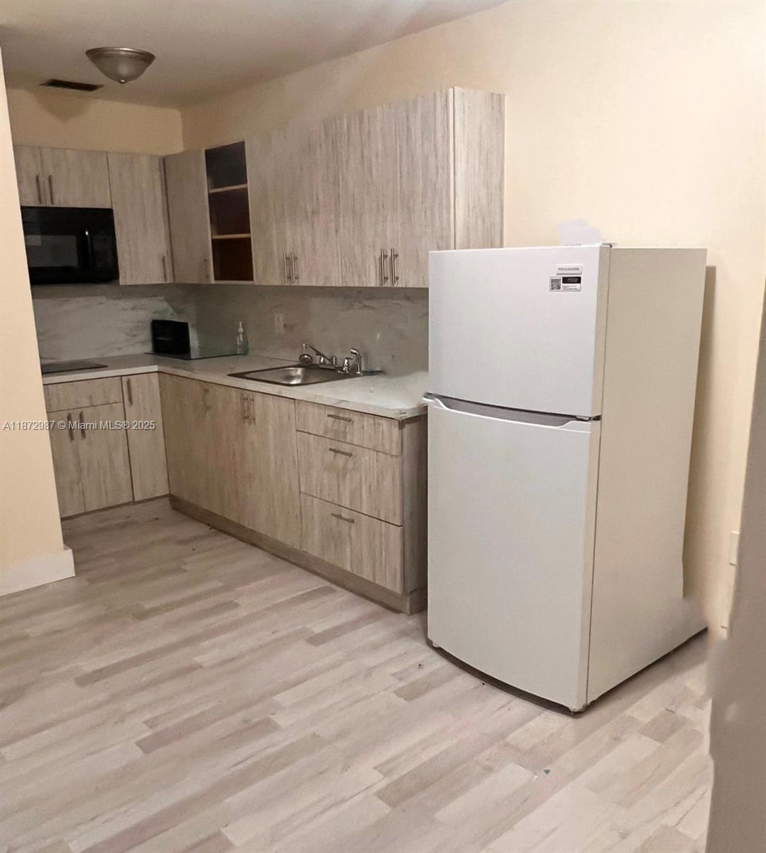 Property photo # 7
