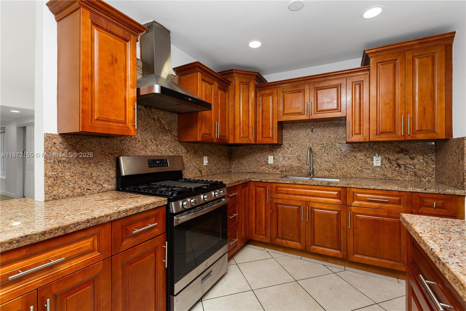 Property photo # 8