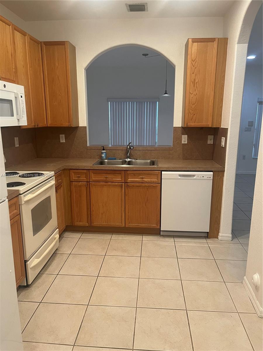 Property photo # 3